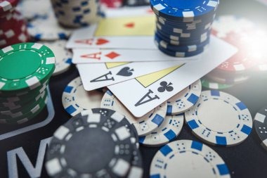 pesiarbet slot desktop and mobile screens showing sportsbook and casino interface